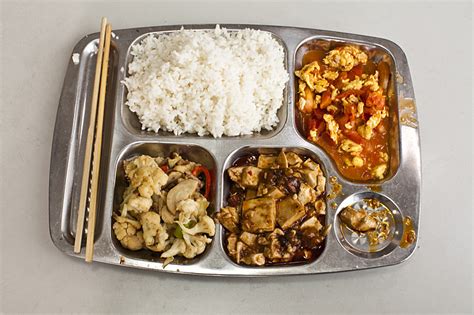 are school meals provided in china
